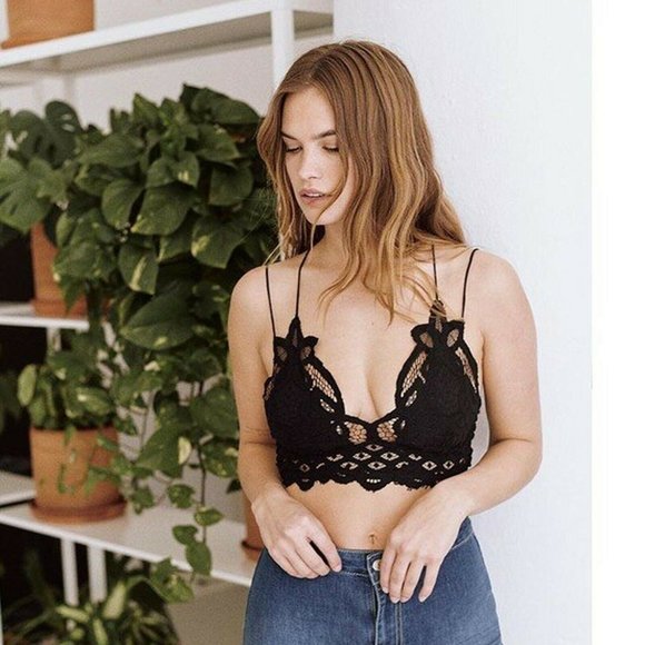 FREE PEOPLE Tops - Free People FP One Adella Lace Bralette Top XS